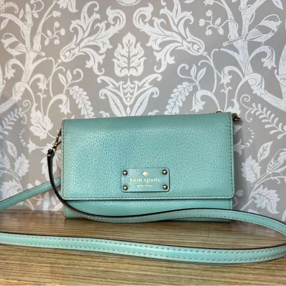 Kate Spade Wellesley Crossbody Bag EUC - Picture 2 of 15